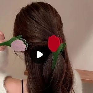 🆕 ONE Tulip hair clip🌷
